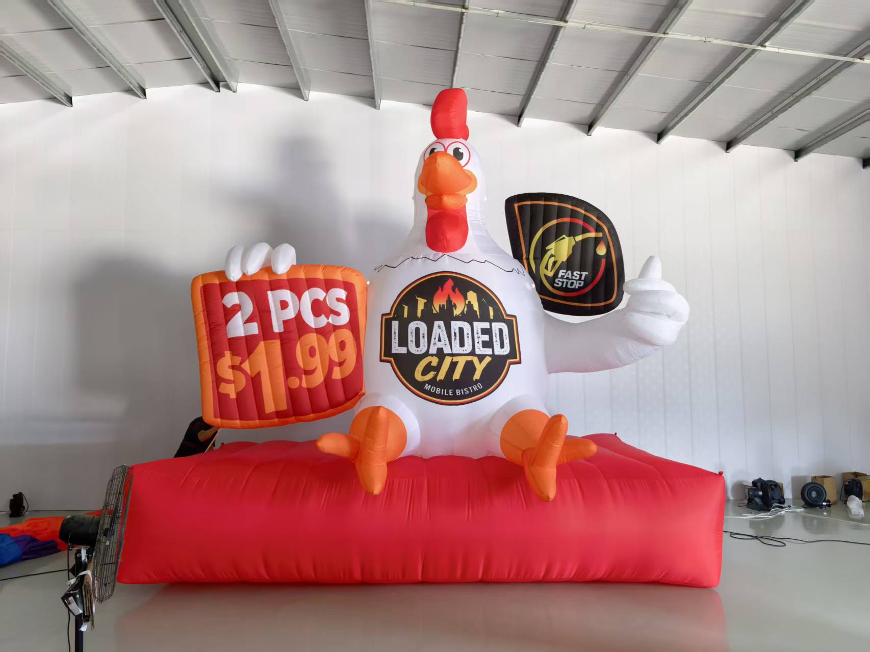 Deposit for Custom Order: 5.3x4.8m Inflatable Cartoon Chicken Model (4pcs)