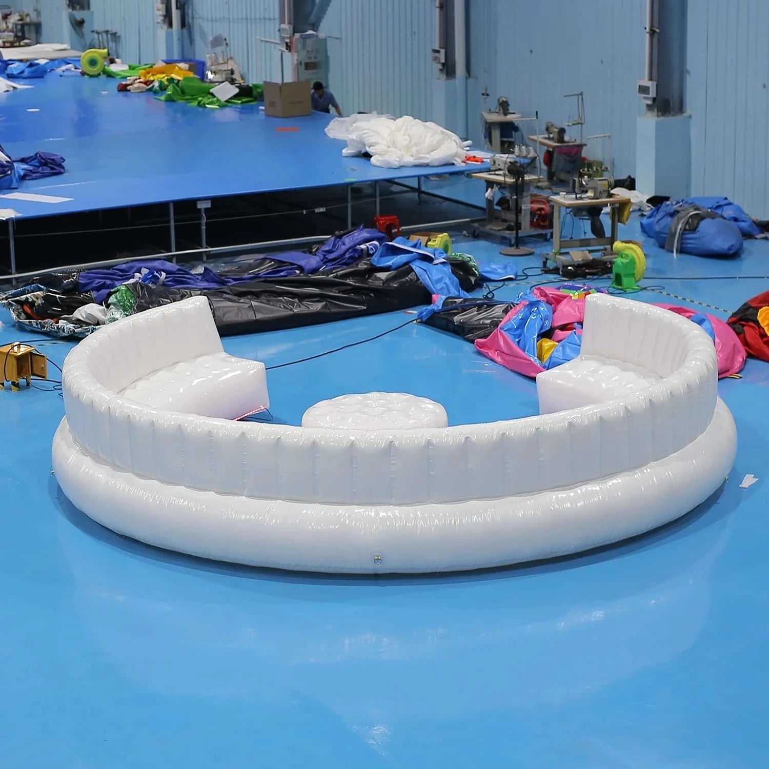 4m Inflatable Sofa PVC Air tight Circular Couch with LED Light White Sofa with Air Pump for Party/Wedding/Outdoor Activity